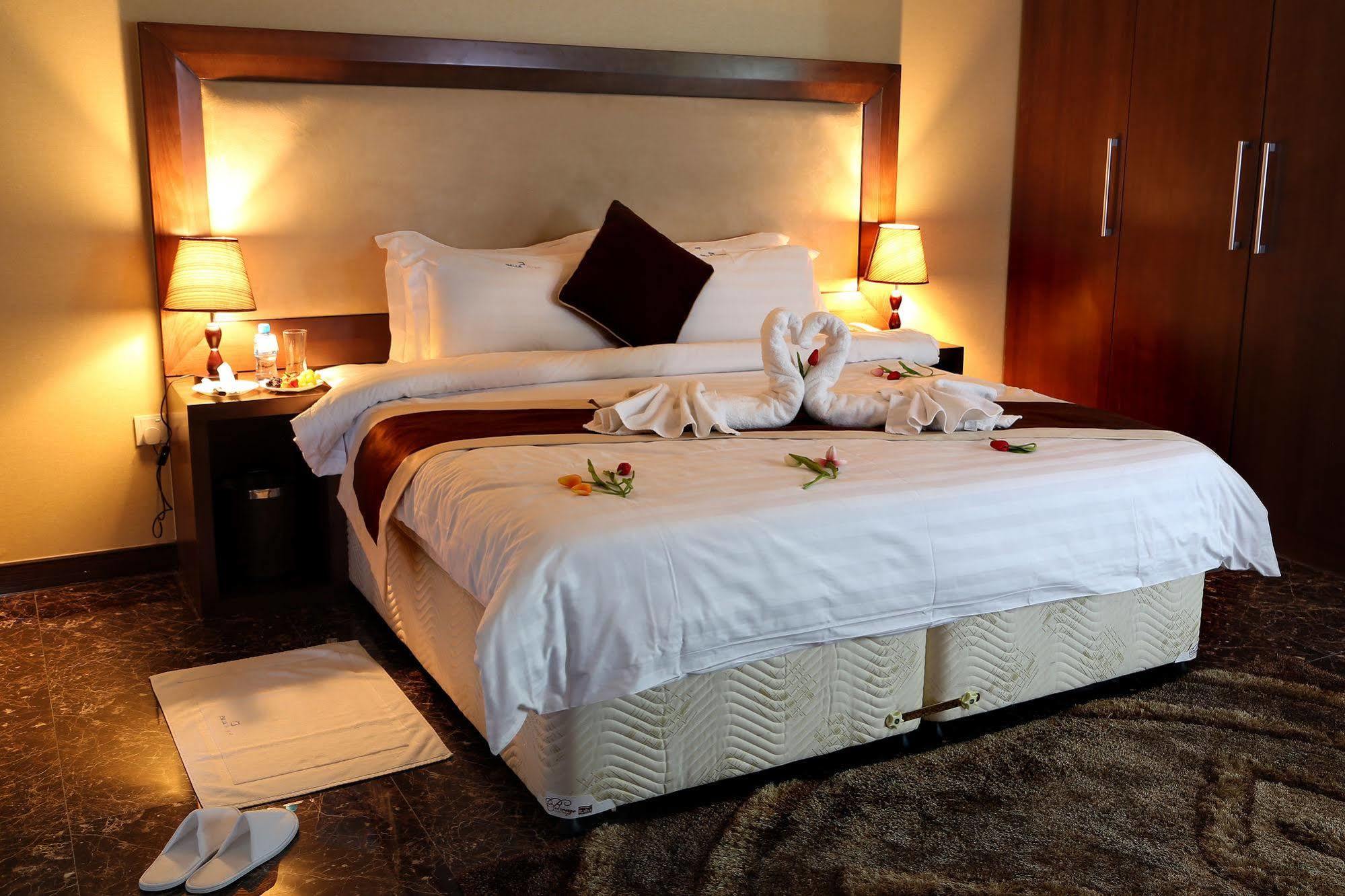 Belle Tower Luxury Apartments Manama Ngoại thất bức ảnh