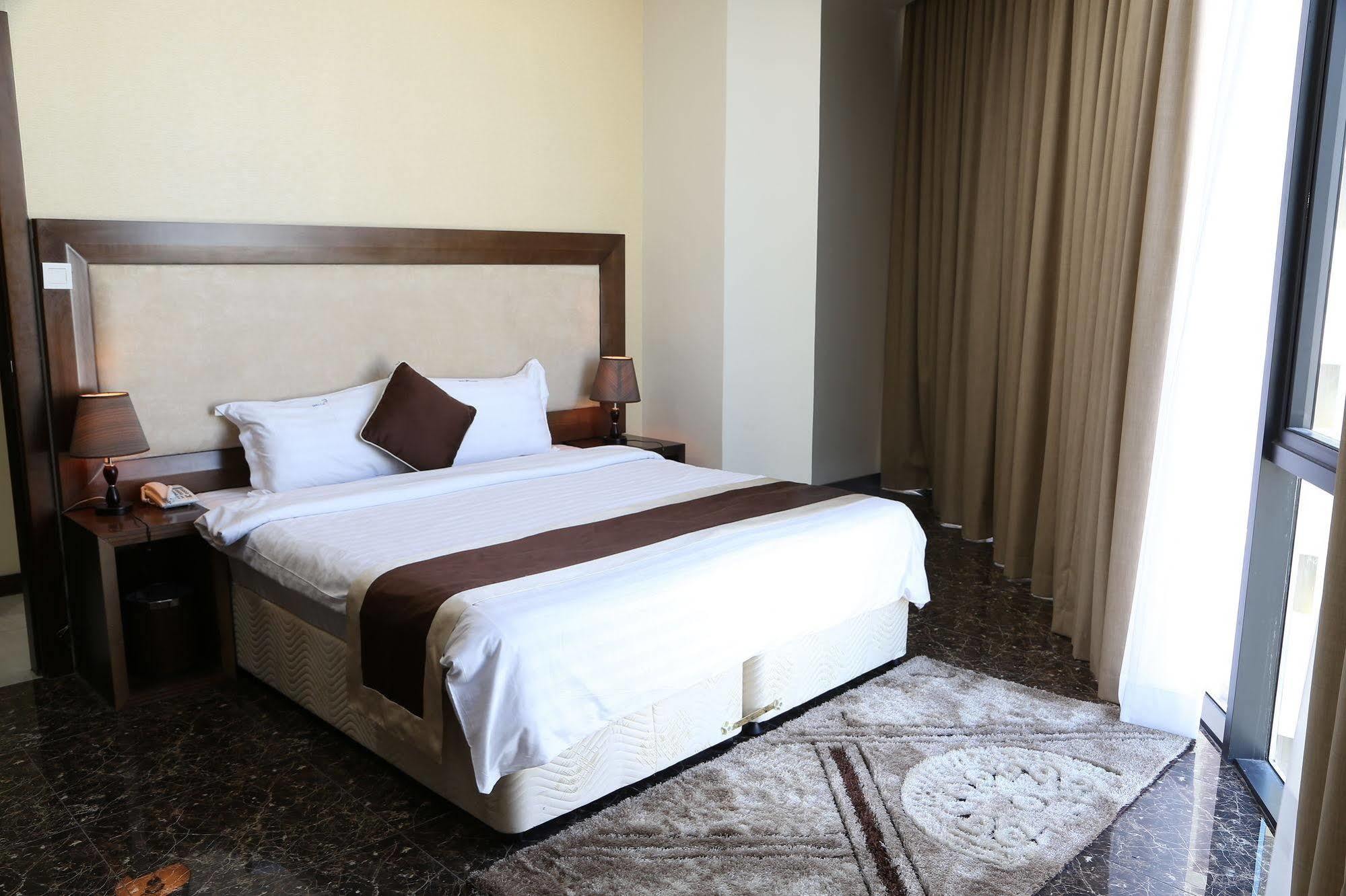 Belle Tower Luxury Apartments Manama Ngoại thất bức ảnh